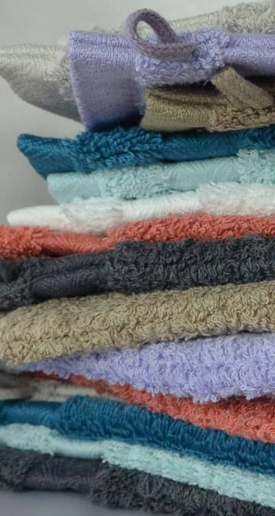 Pile gants toilettes coloris divers zoom
