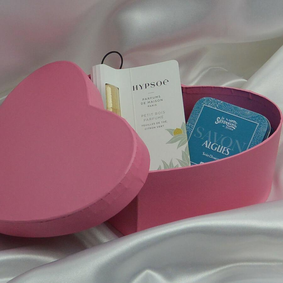 boite-cadeau-savon-algues-bois-parfume
