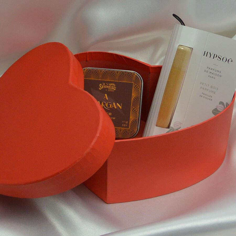 coffret-cadeau-savon-huile-d-argan-bois-parfume