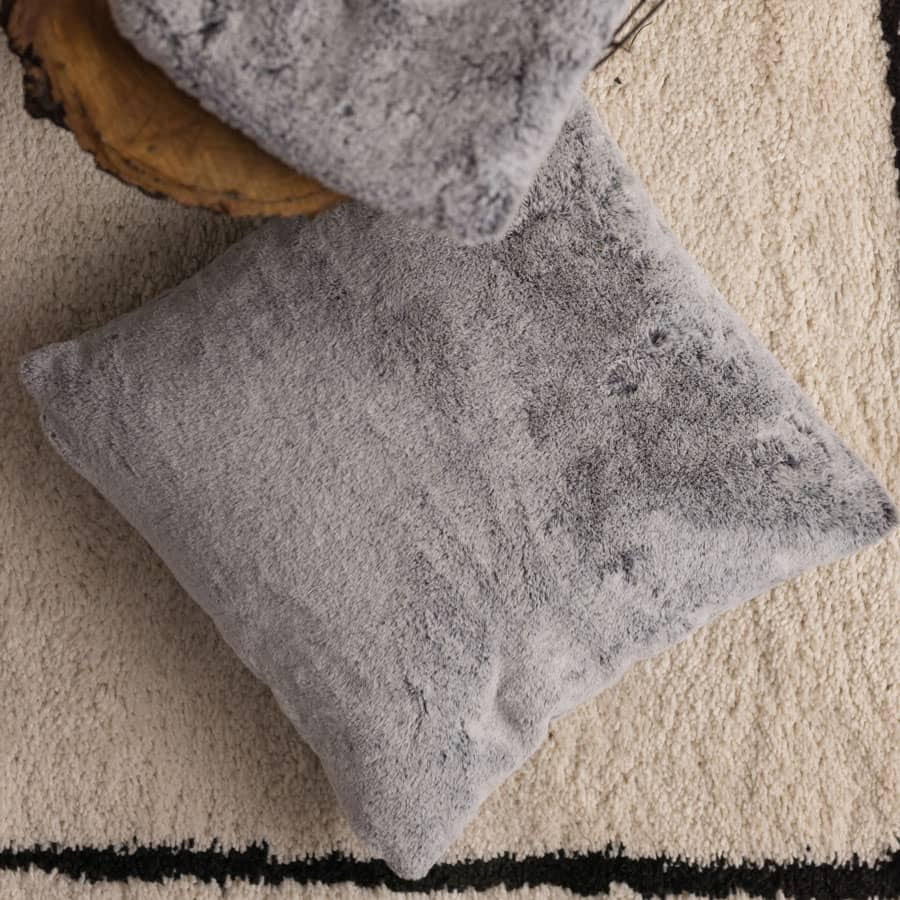coussin-kinta-au-sol