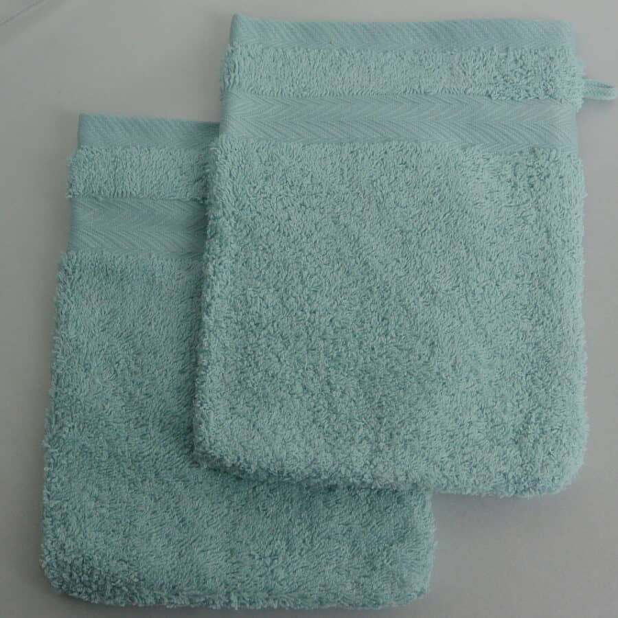 gant-de-toilette-eponge-bleu-opaline