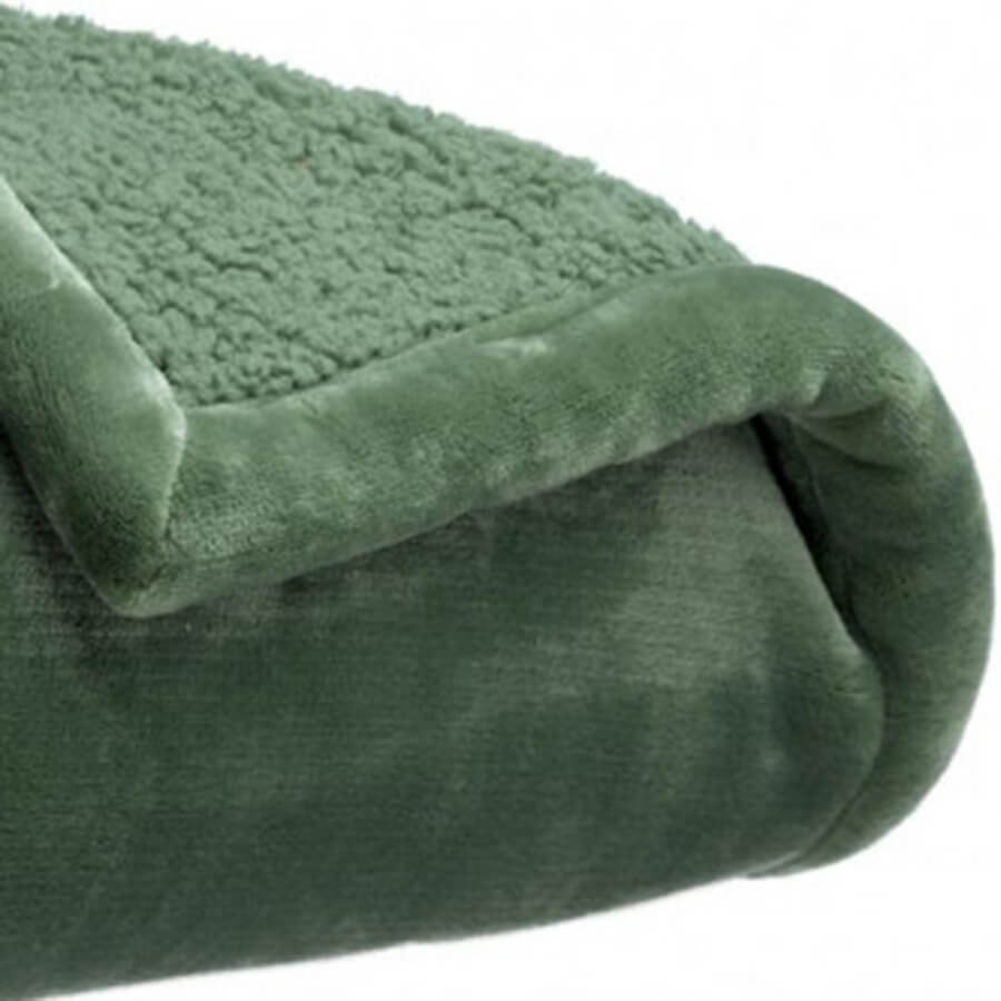 plaid-imitation-mouton-amande-zoom