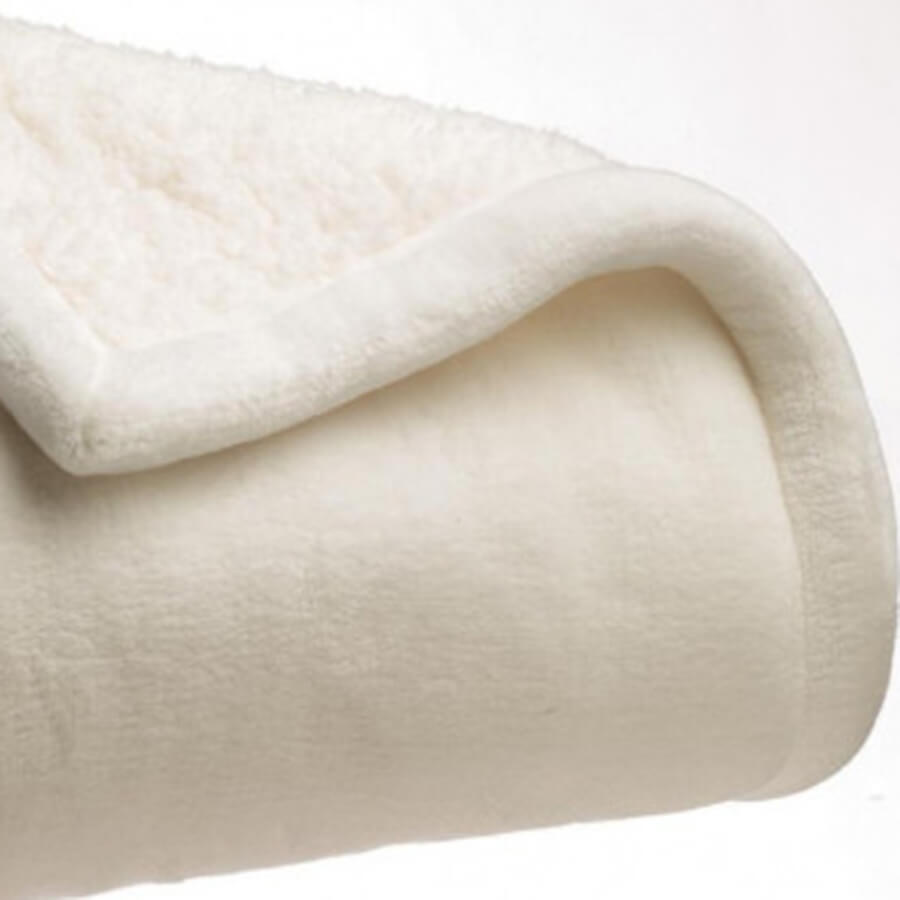 plaid-imitation-mouton-neige-zoom