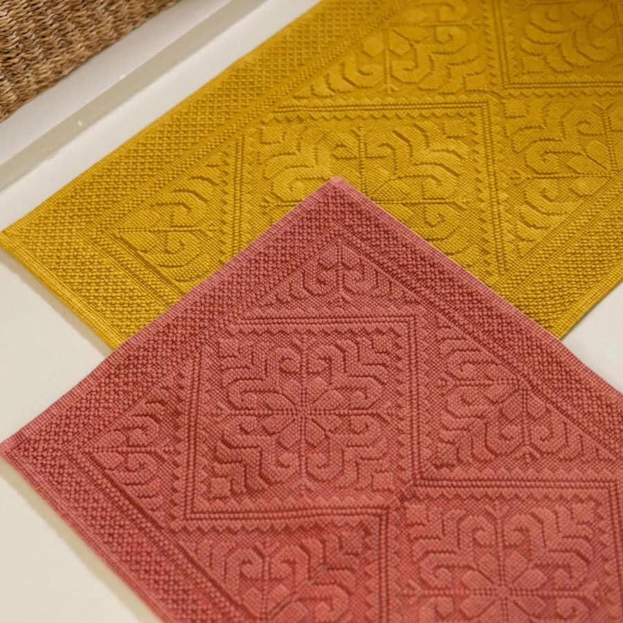 tapis-bain-enzo-sienne-safran