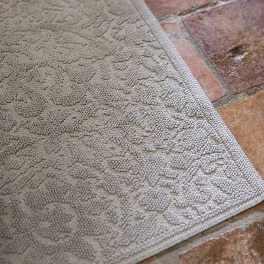tapis-de-bain-gilda-perle